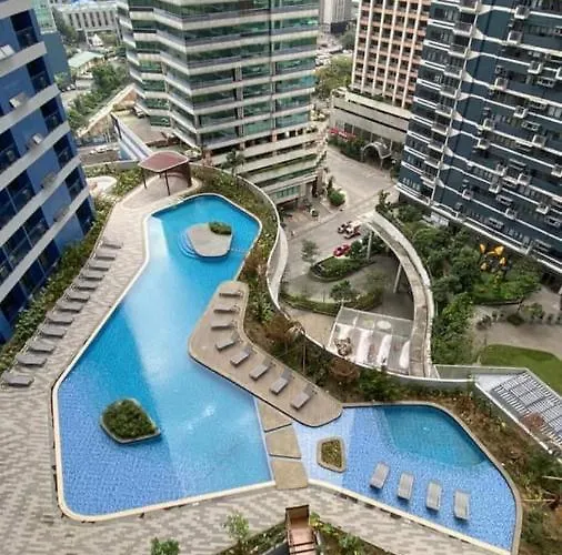 Fully Furnished 1 Bedroom With Balcony In Air Residences Makati Philippines 4*