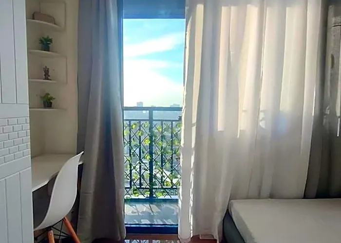 Aparthotel Fully Furnished 1 Bedroom With Balcony In Air Residences Makati Philippines