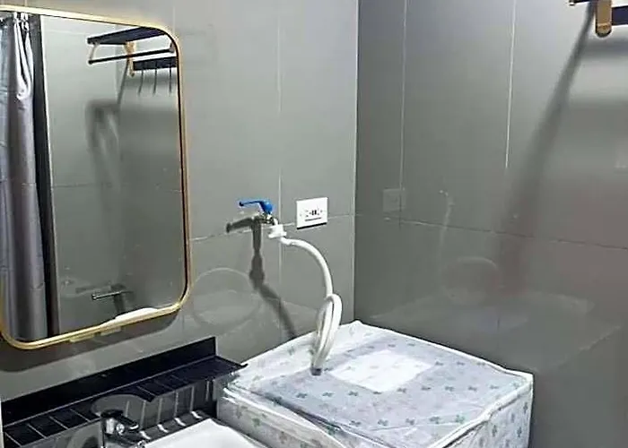 Fully Furnished 1 Bedroom With Balcony In Air Residences Makati Philippines Aparthotel